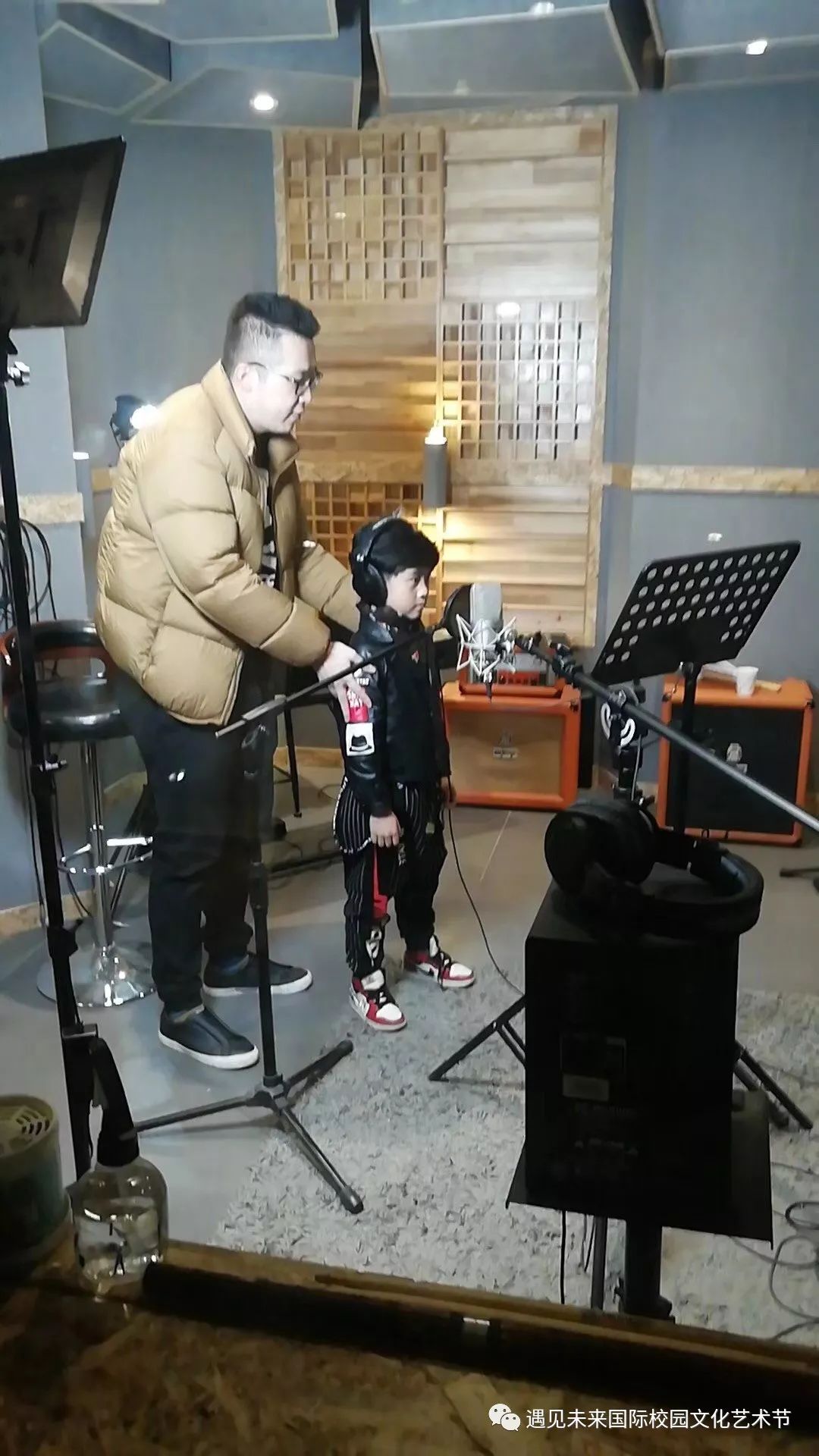 Ming重返赛场，锐不可当首场状态出色，快船观众沸腾！赢得满堂喝彩