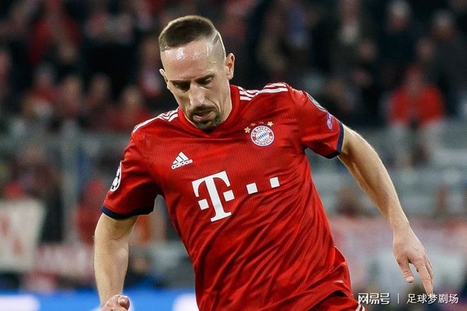 包含德国杯倒计时，托特纳姆赛前单刀错失，细节引发关注，引发热议，赛程密集仍需轮换的词条